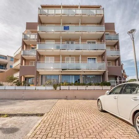 شقة Studio Porto Di Mar-11 By Interhome